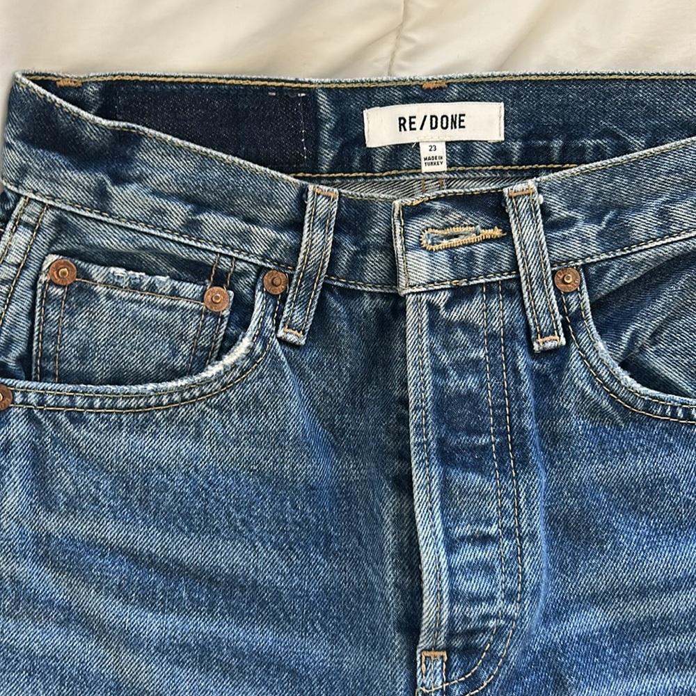 Redone 90s High Rise Loose Distressed Jeans - Picture 2 of 5